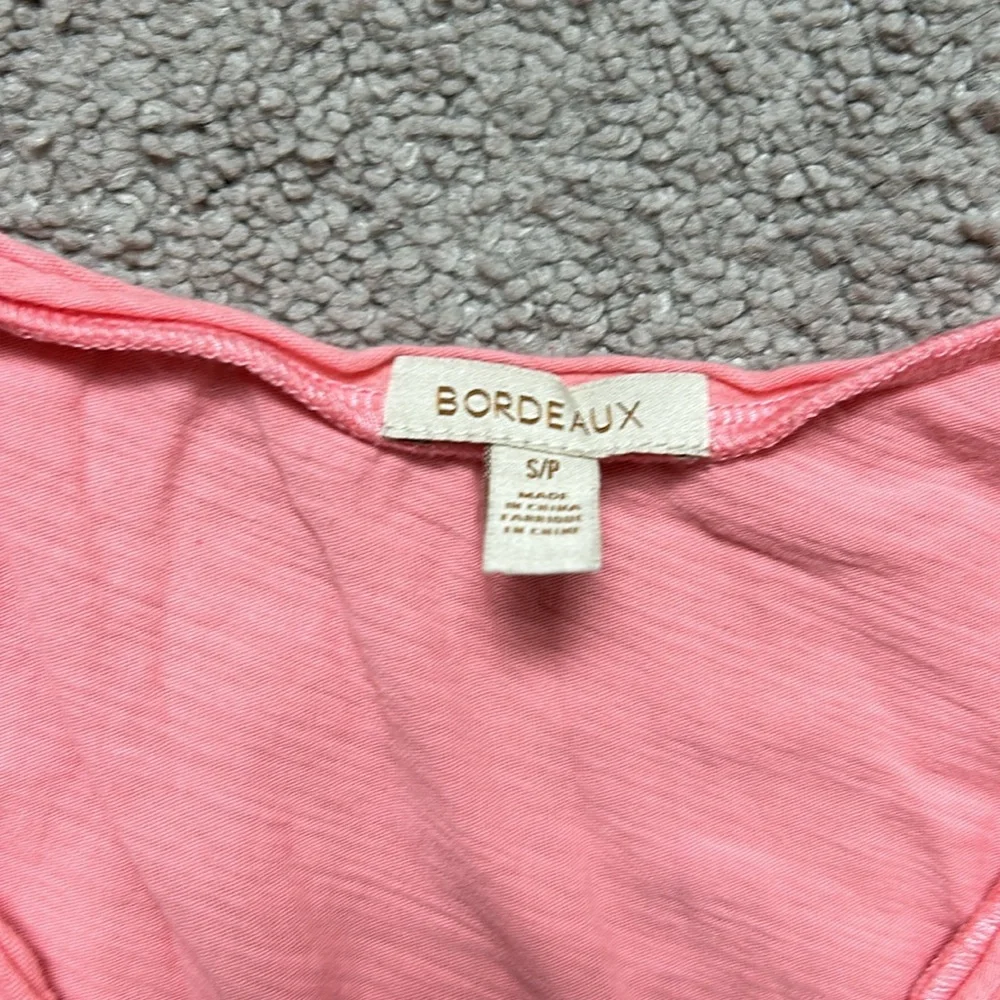 Pink sleeveless Anthropologie tank top with knot detail - Picture 2 of 5